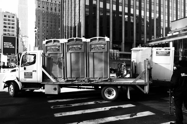 Portable Toilet Options We Offer in Carrizo Hill, TX